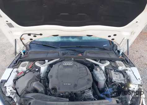 2019 Audi A5 45 Premium z USA, uszkodzony, nr VIN WAUDNCF55KA100533